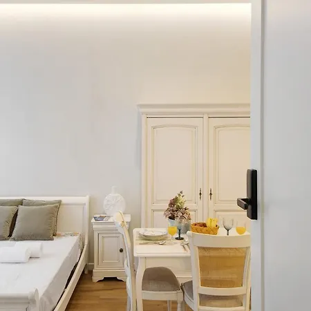 Apartment Village 1 *