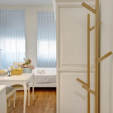 Apartment Village 1 *